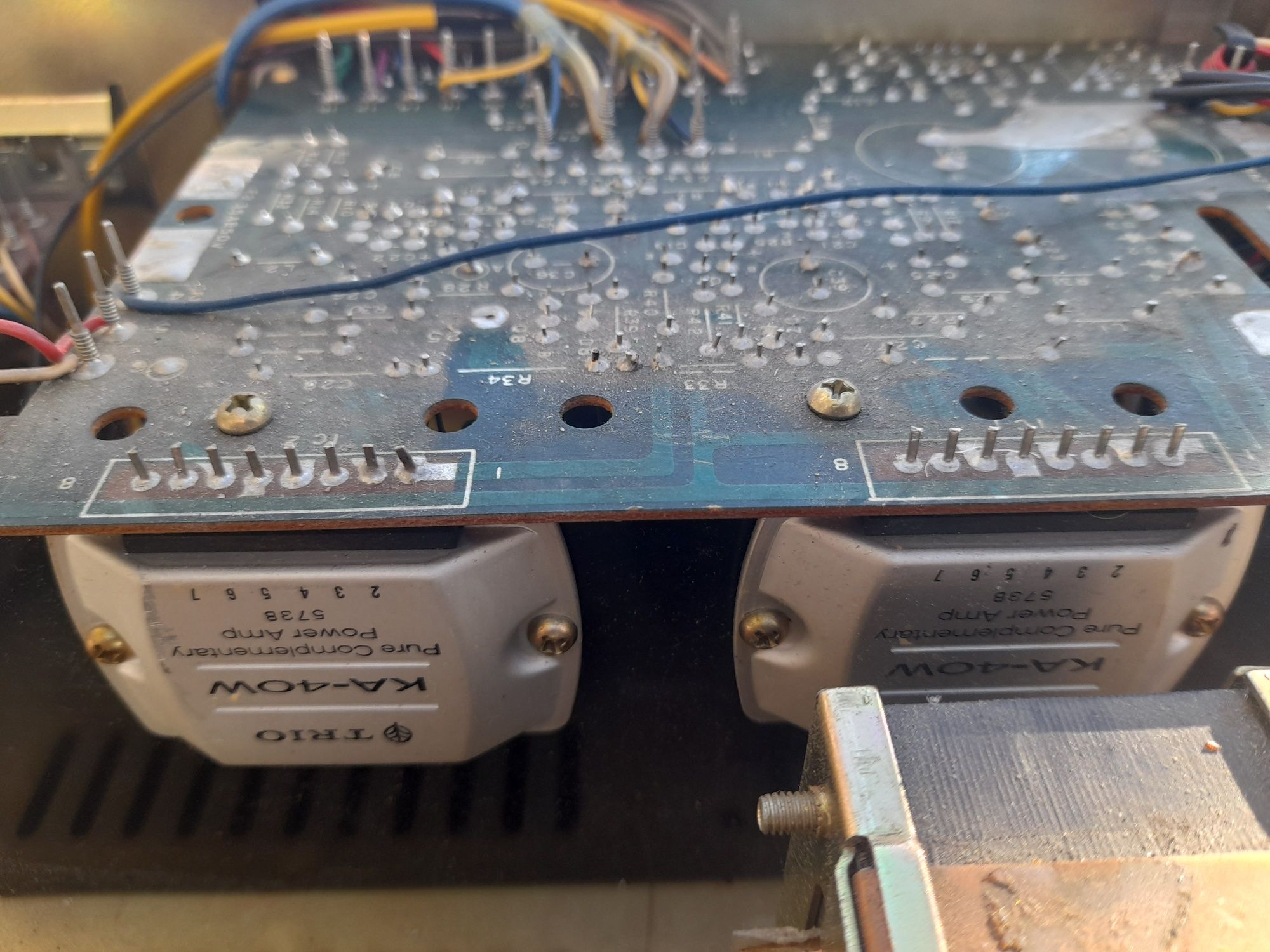 Amplificator audio Kenwood KA-3300 ( linie/instrumente Amplificator audio Kenwood KA-3300 ( linie/instrumente