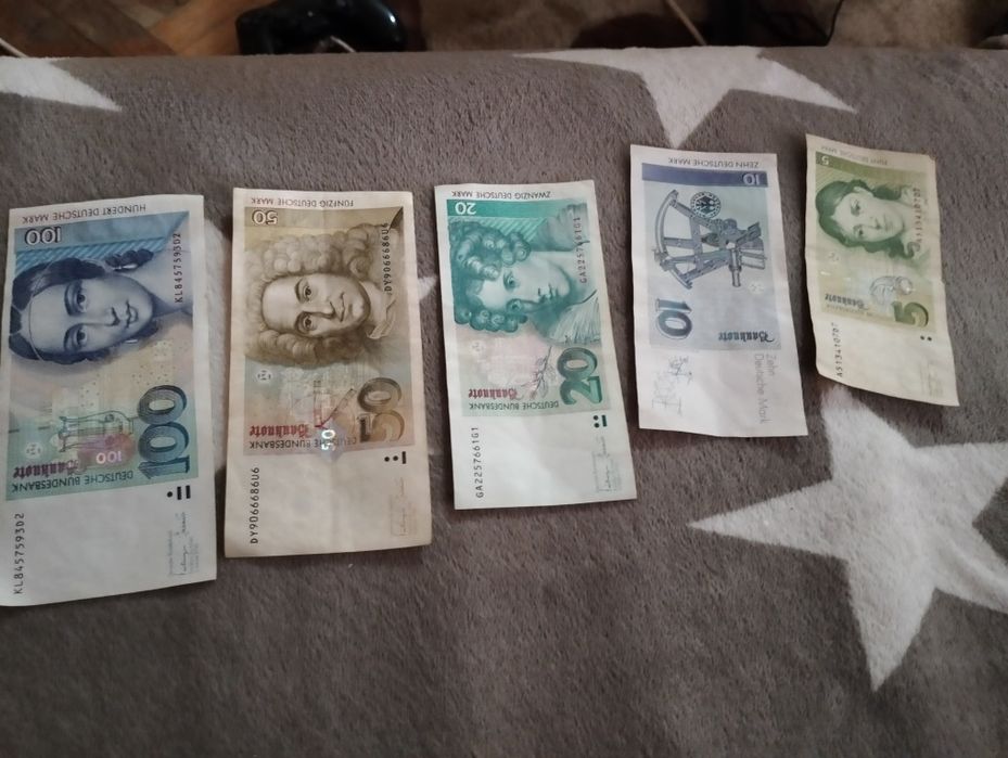 Bancnote de vânzare Mărci de vânzare
