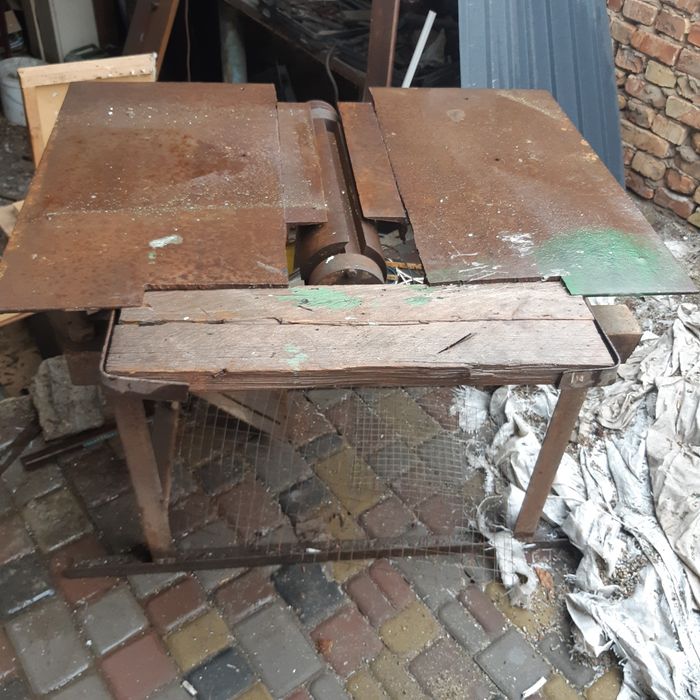 Станок - Фуганок с циркуляркой.