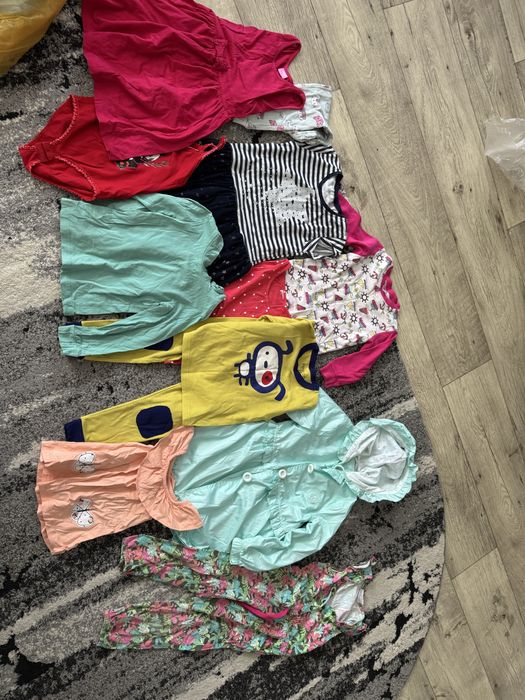 Отдам вещи от 0 до 4 лет за шоколадку