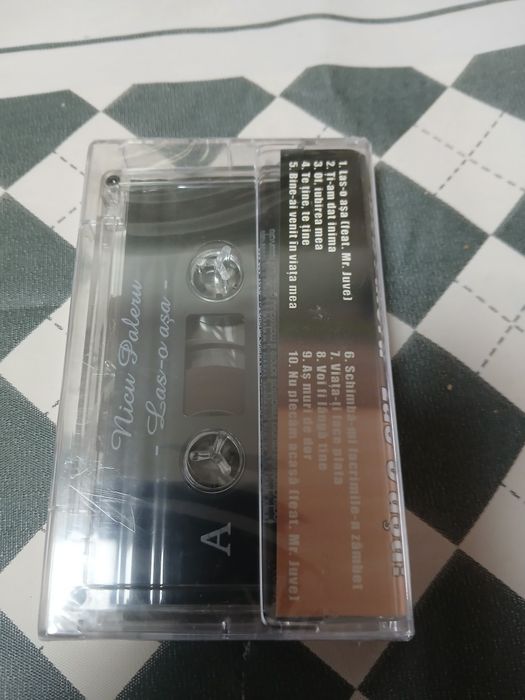 Vând casetă cu Nicu Paleru - Las-o așa!!