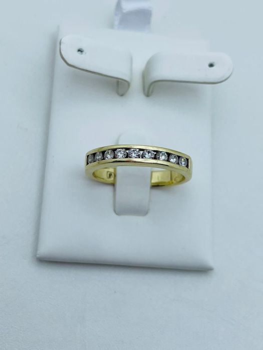 Кольцо ЭПЛ Якутские бриллианты