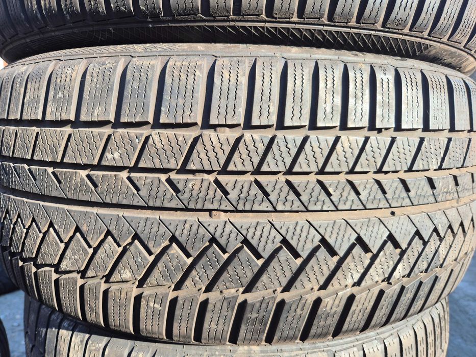 2 Anvelope M+S - 265/40/22 - Continental - Foarte BUNE DOT 2021