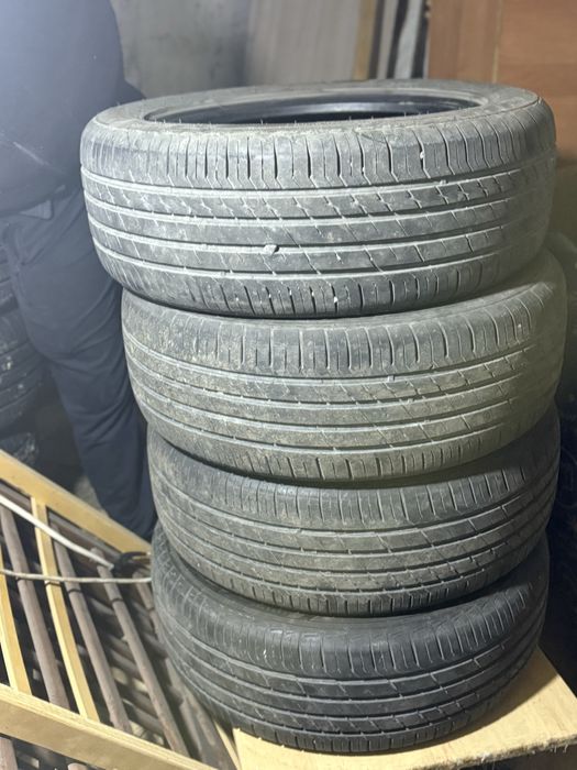 продам летное  шины