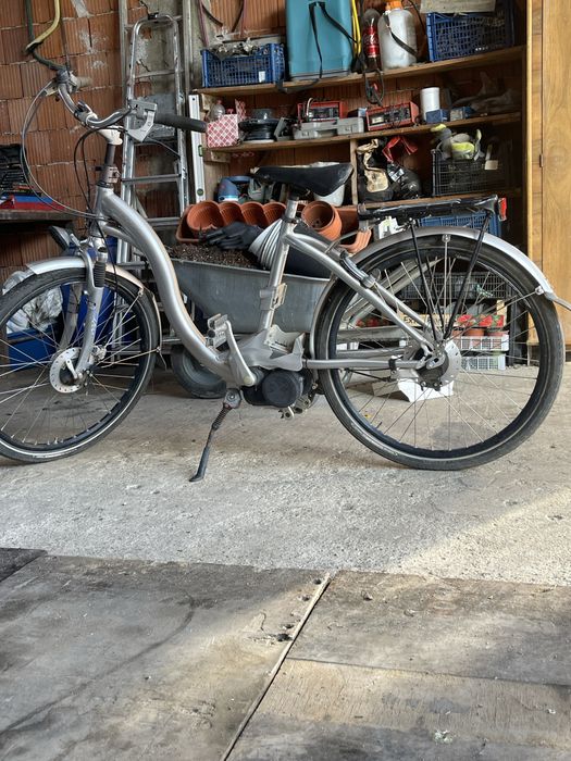 Vând bicicleta electrica