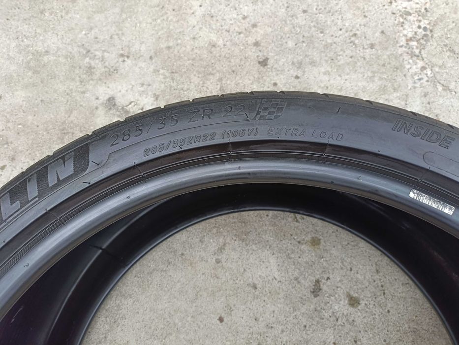 O anvelopa vara 285 35 22 michelin pilot sport 4S cu 7,8 mm dot 2022