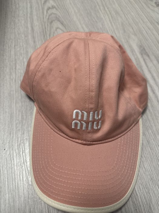 sapca miu miu roz