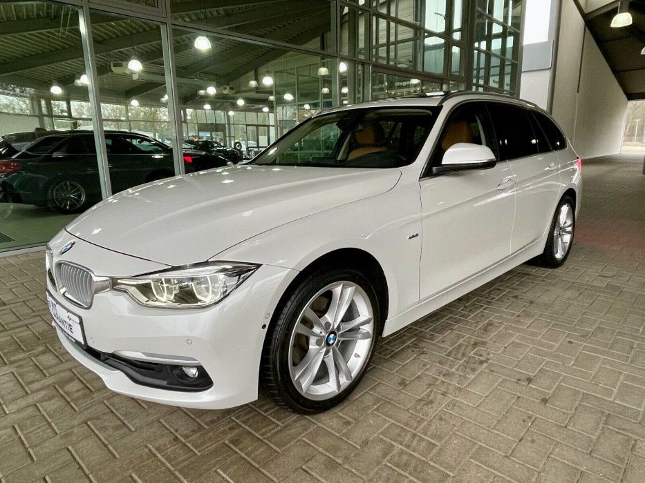 Оригинални прагове за BMW F31 - бяла перла