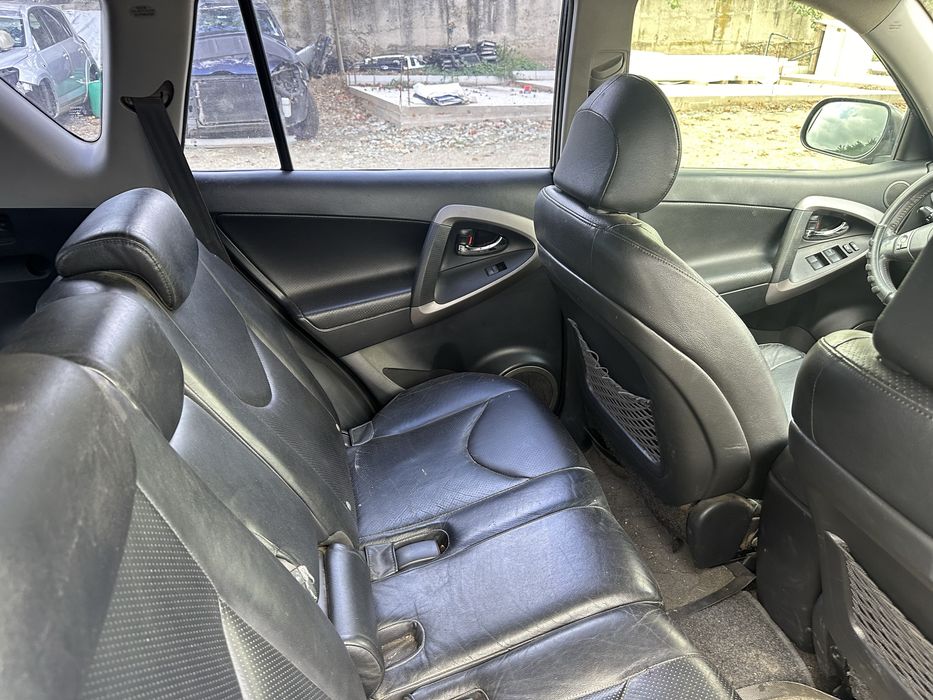 Тойота Рав4 Toyota Rav4 2.2 d4d 136кс НА ЧАСТИ!