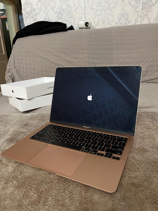 Macbook air 13 2020 m1