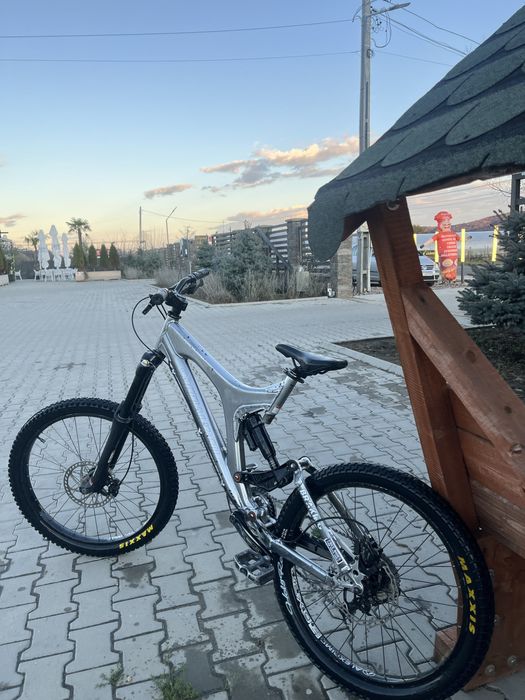 vand spwcialized big hit 1