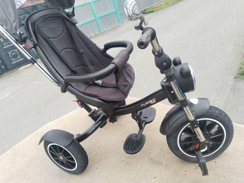 Трёхколёсный велосипед