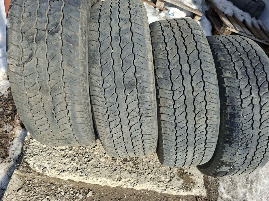 Продам шины 265/65/17 якохама