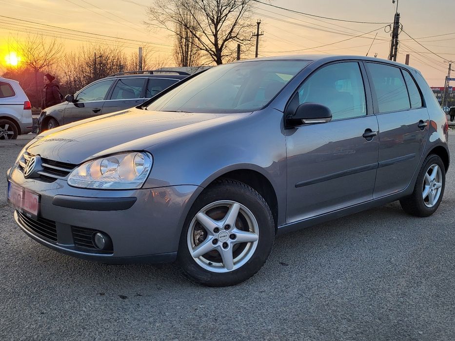 Golf 5 Anul 2007 1.6 mpi benzina 102cp Euro4