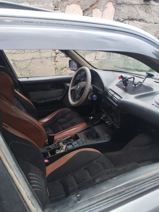 Продам машину BMW