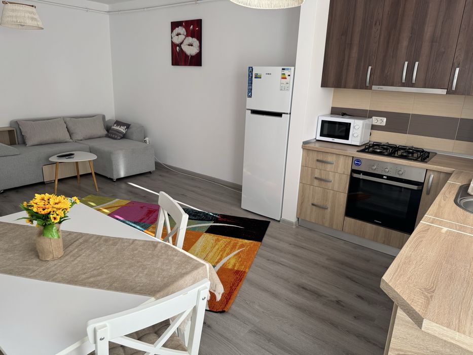 Inchiriez apartament 2 camere