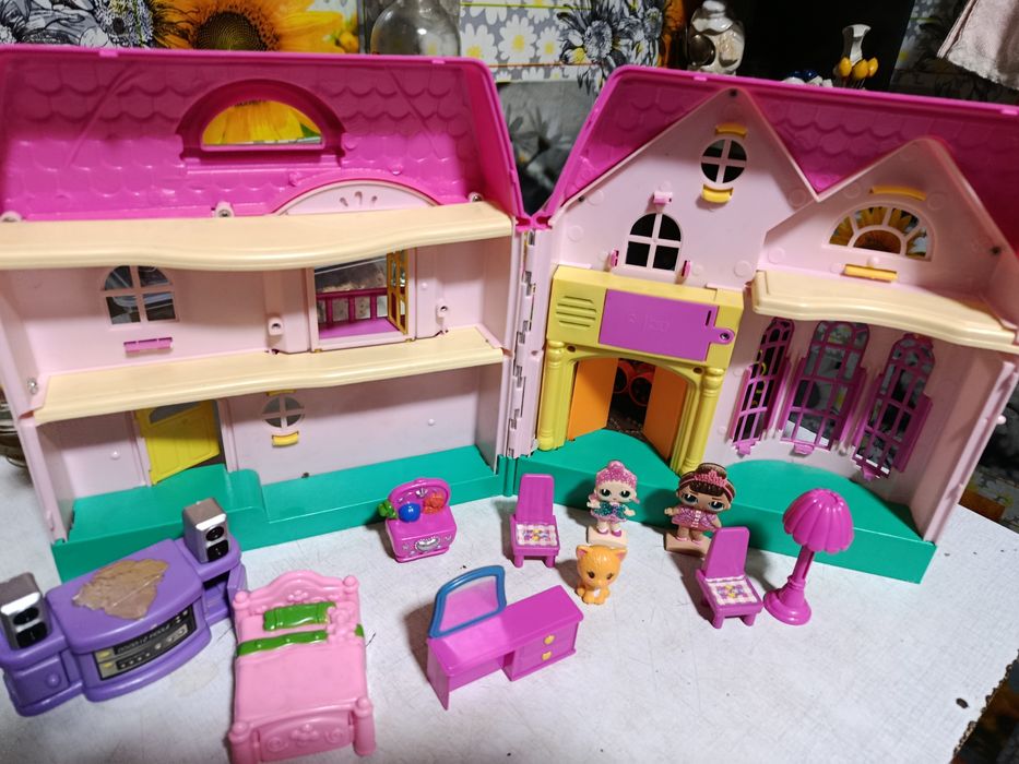 Продается   все для девочек