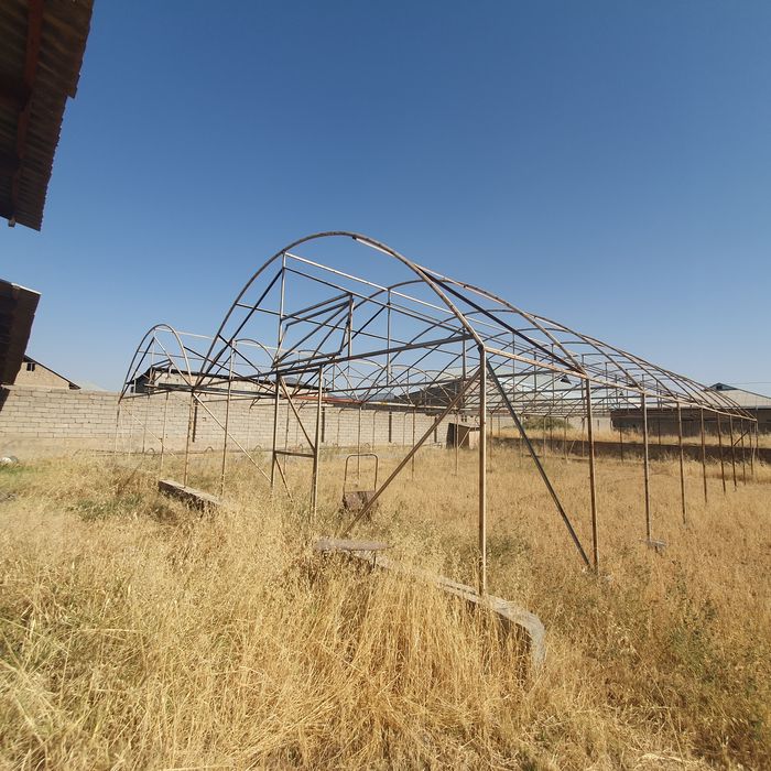 Parnik 2.8 sotix mustahkam