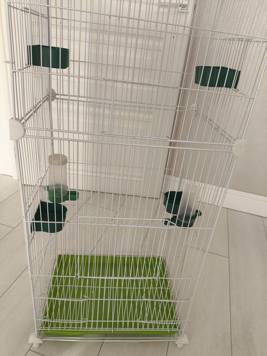 Продам клетку для попугая