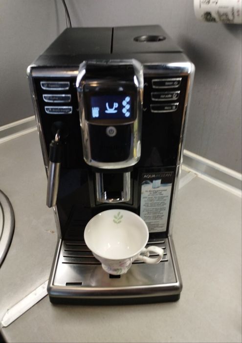 Продавам кафемашина Филипс