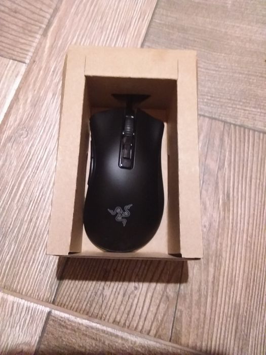 Mouse gaming Razer DEATHADDER V2 MINI NOU!