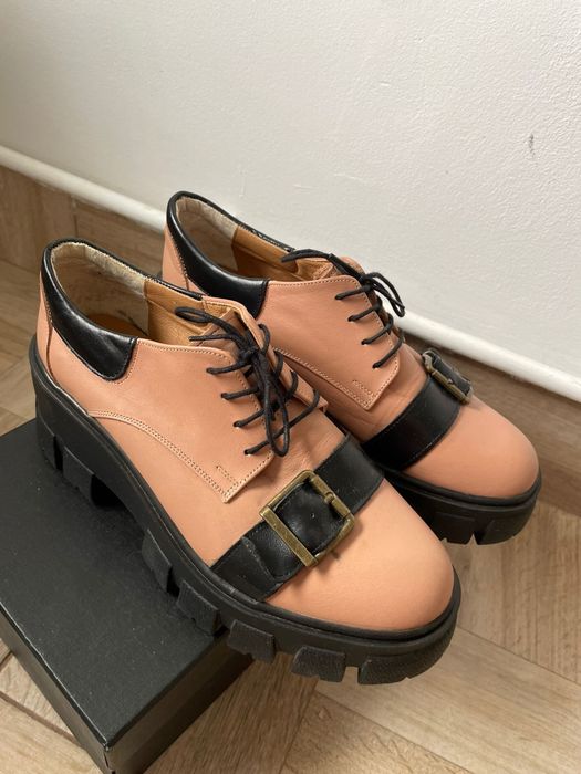 Pantofi dama din piele