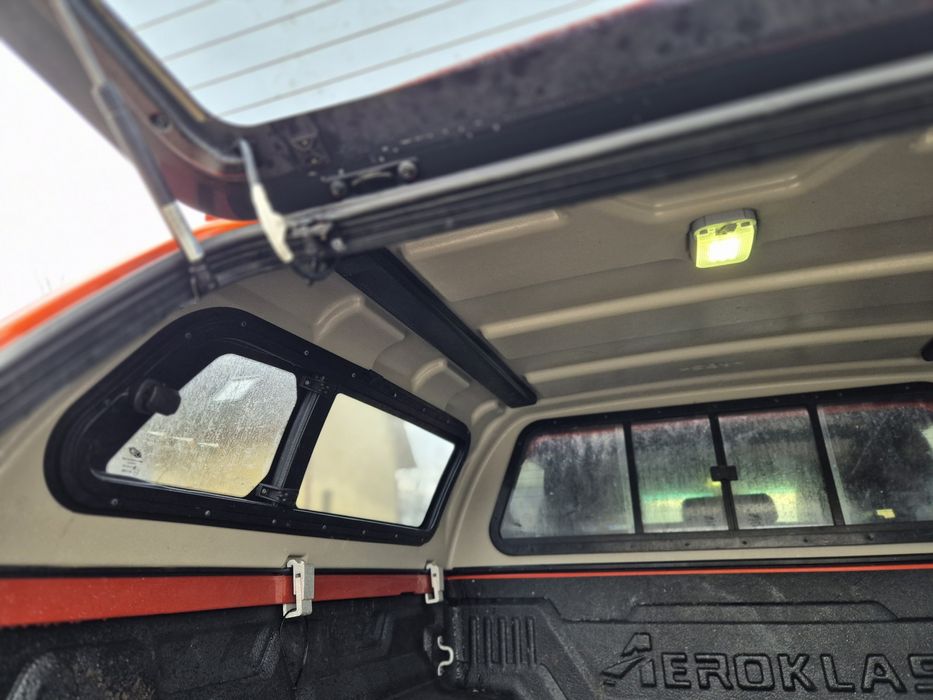 Hardtop Toyota Hilux