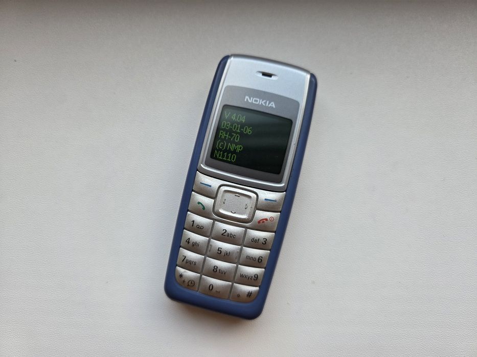 Nokia 1110 - telefon simplu cu butoane