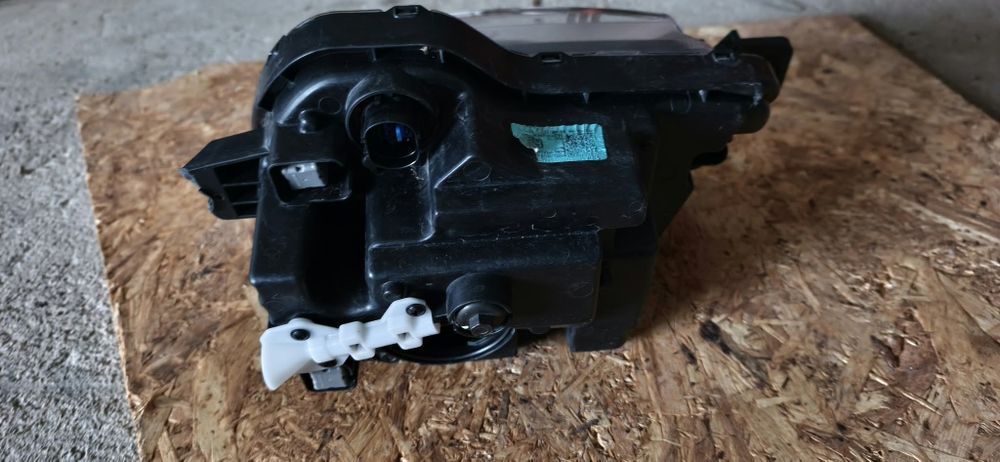 Far dreapta Hyundai tucson facelift nx4  2025  full Led