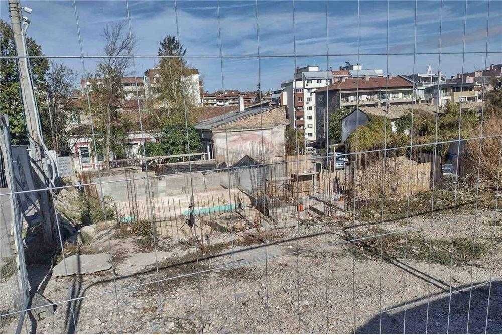 Продава се Магазин в Шумен, Център - 120 кв.м за 1692 €/кв.м - Снимка #3