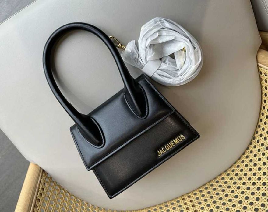 Geanta Jacquemus Le Chiquito din Piele Naturala