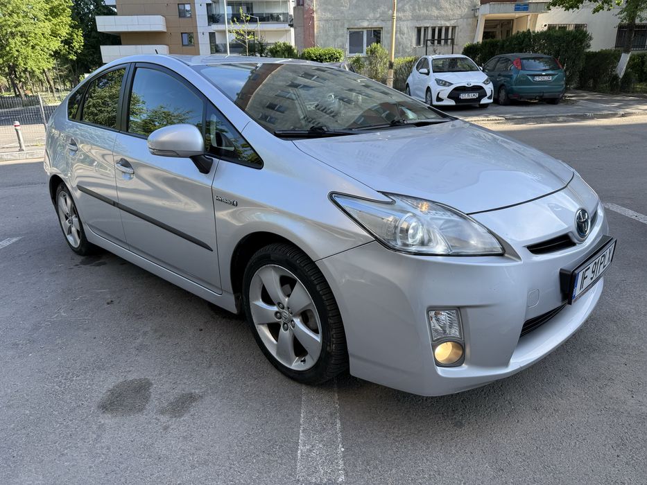 Toyota Prius hybrid+GPL stare perfecta