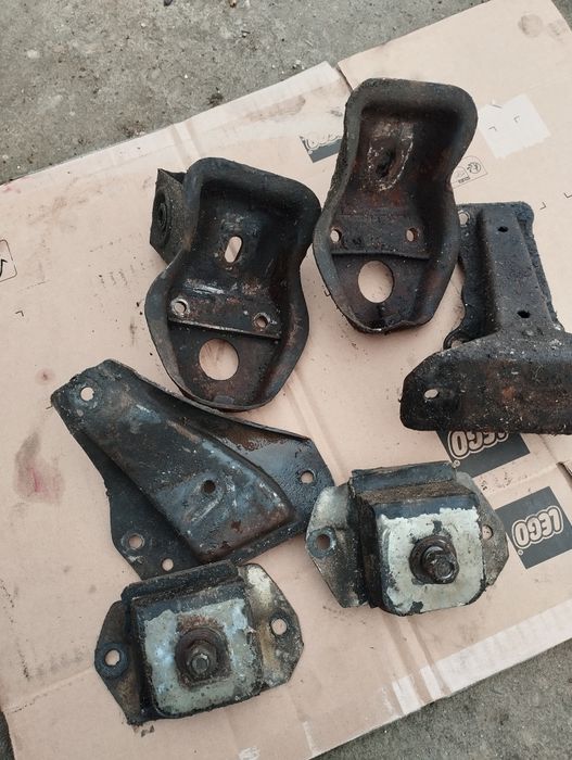 Suporți motor Dacia papuc