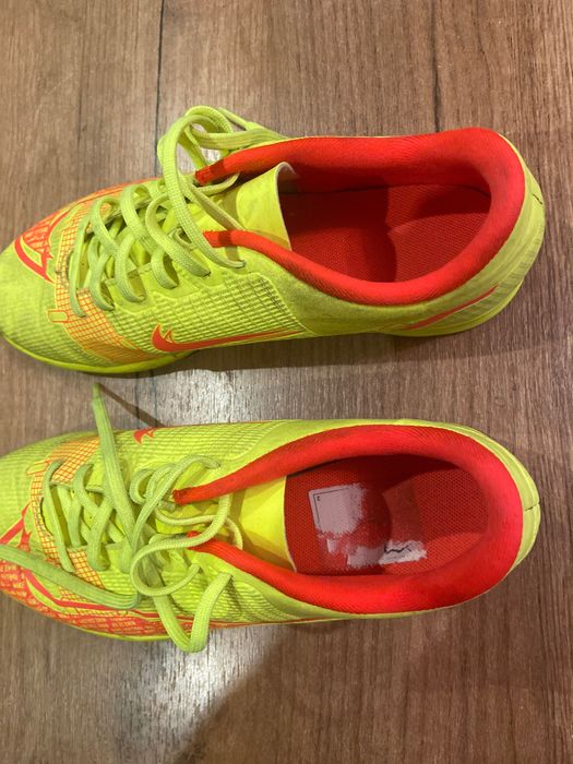 Pantofi sport fotbal băieți Nike 38