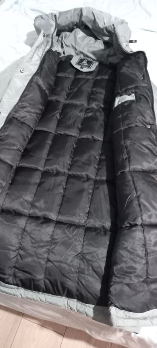 Женская куртка продам