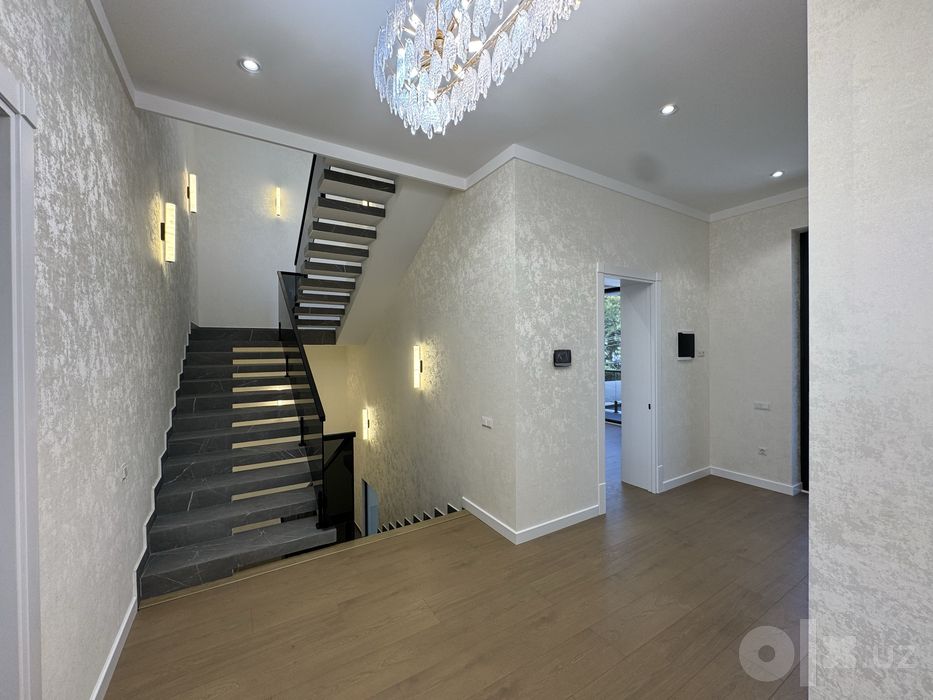 VIP-дом 500 м² | Центр Луначарского | 4 сотки