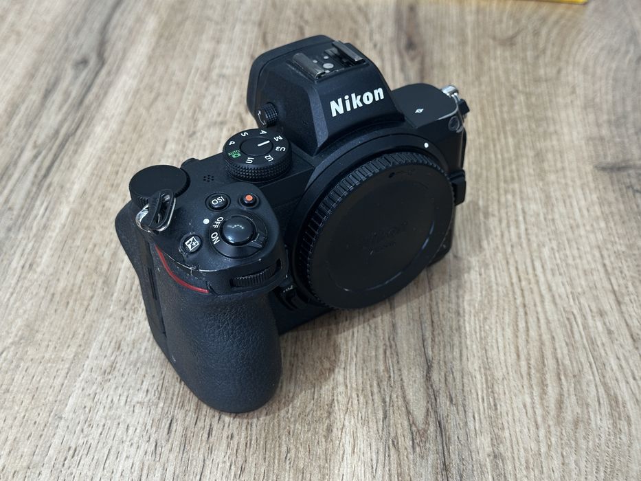 Фотоаппарат Nikon Z5 Body & FTZ