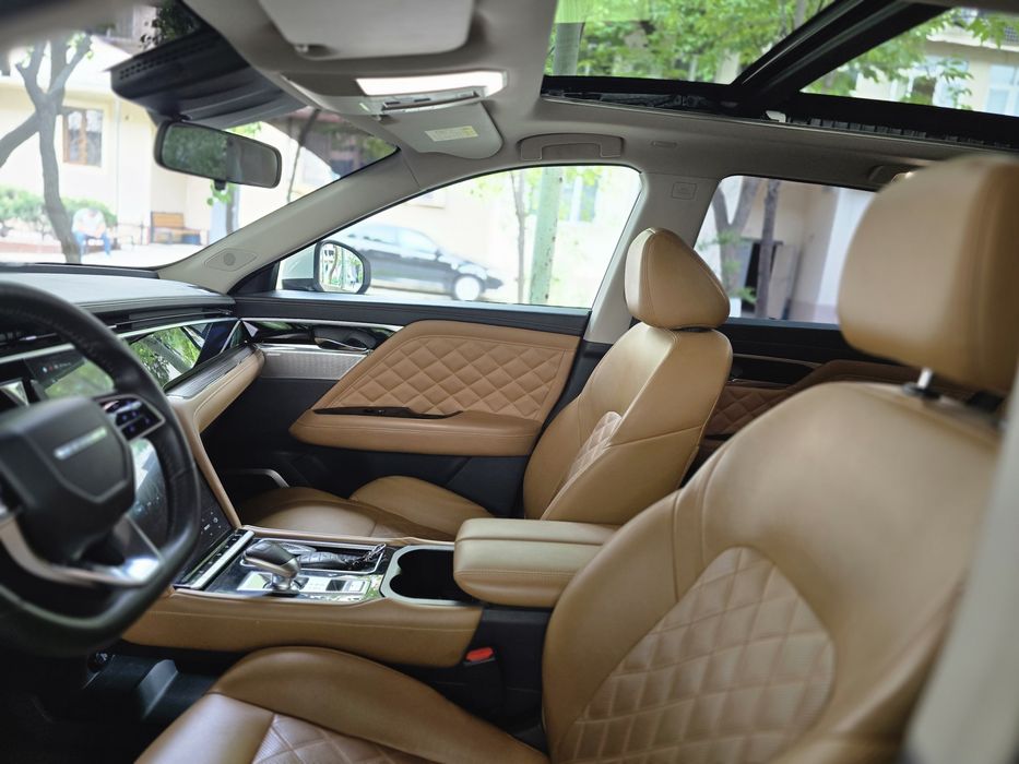 Nissan Venucia Гибрид 2023 год Full Options