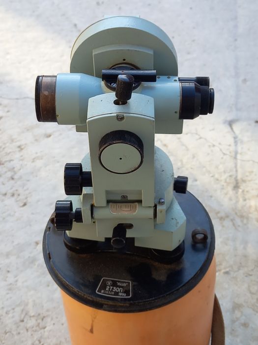 Теодолит 2т30п сзнаком качество