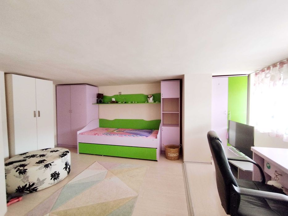 Продава се Тристаен апартамент в Перник, Изток - 98 кв.м за 1939 €/кв.м - Снимка #15