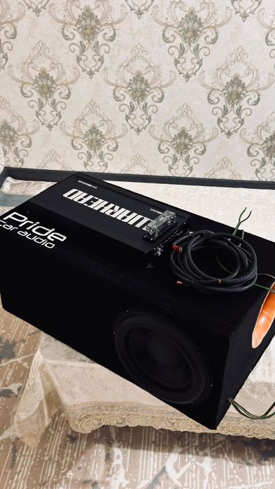 Саббуфер. В отличном состоянии.