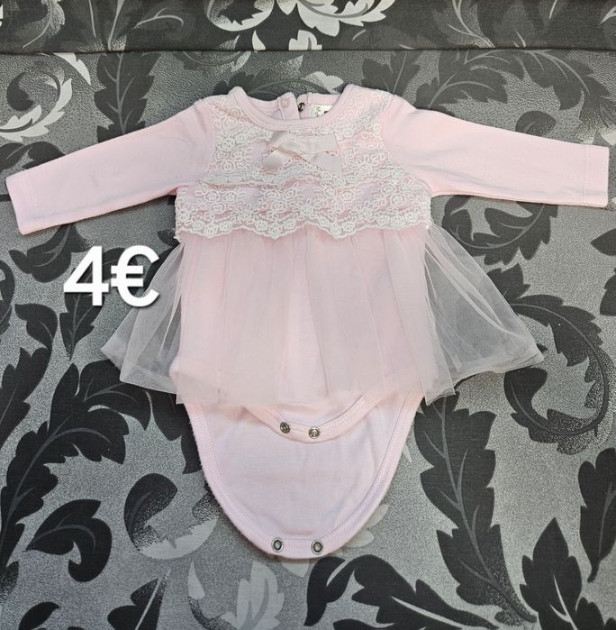 Бебешки дрешки за момиче