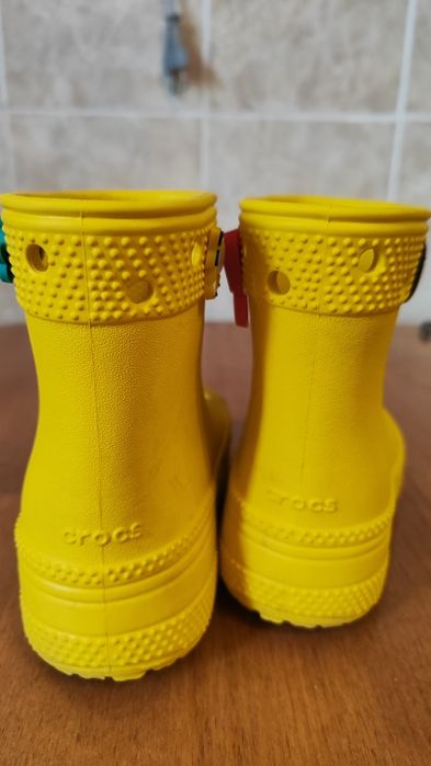 Резиновые сапоги Crocs  24 размер