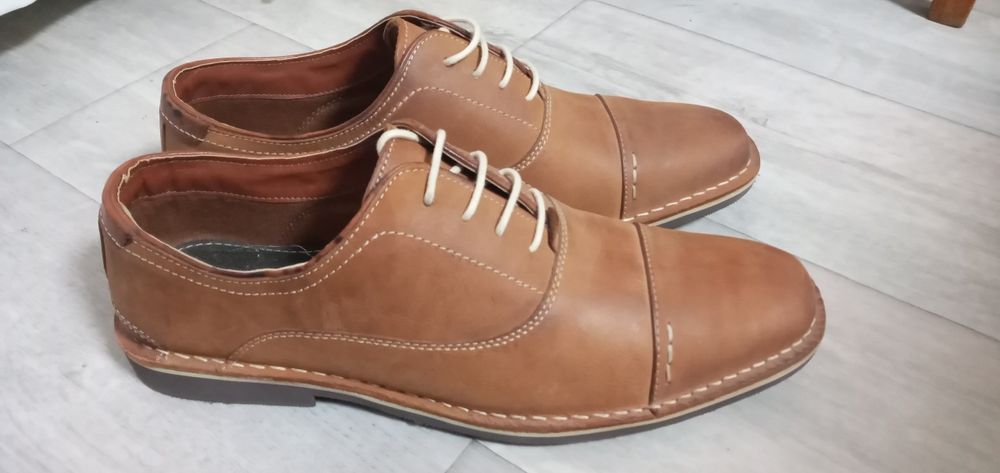 Продам кожаные туфли 43 размер