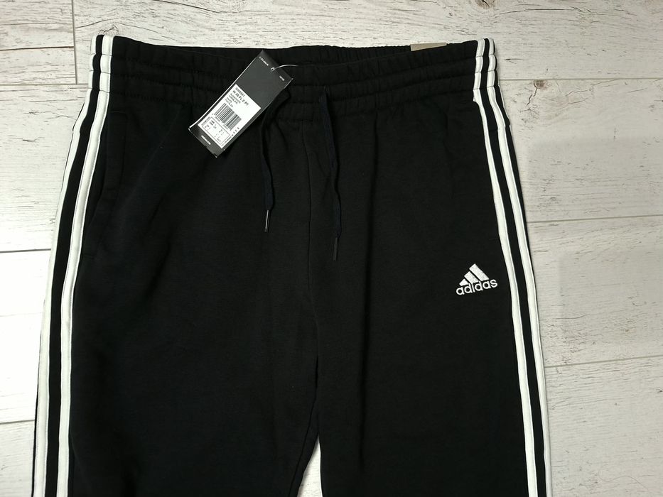 Adidas-Ориг. Ватирано долнище Ново!!!