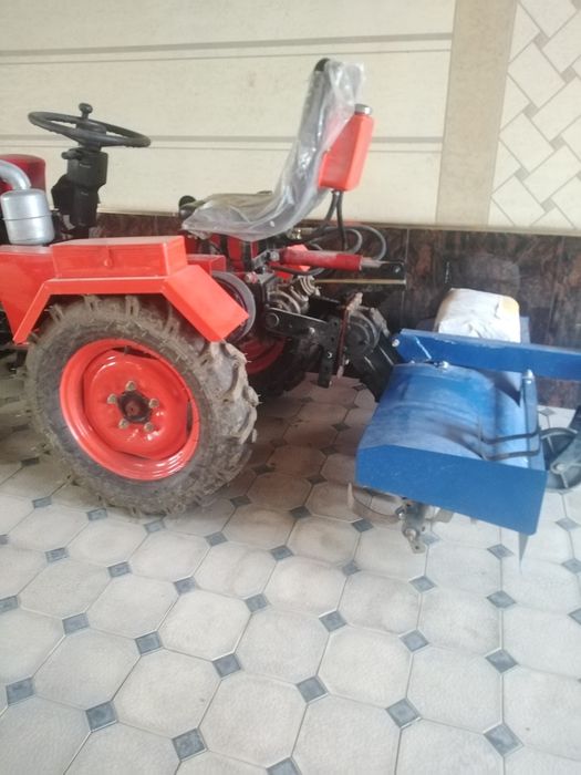 Мини трактор сотилади 25 млн