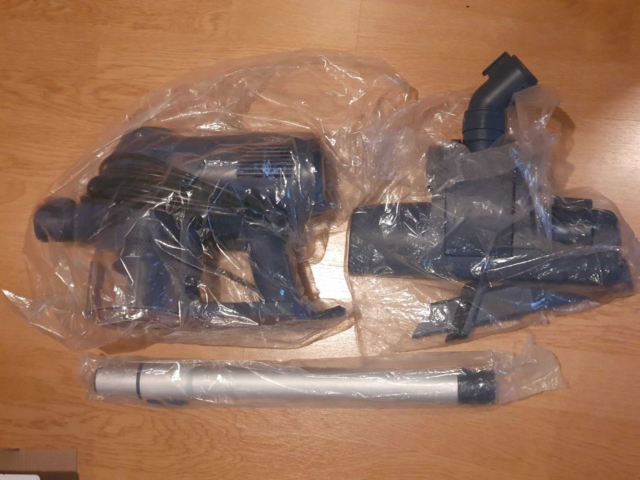 Aspirator cu cablu