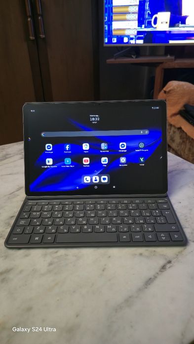 Продавам таблет Lenovo ldea Tab Mate Edition