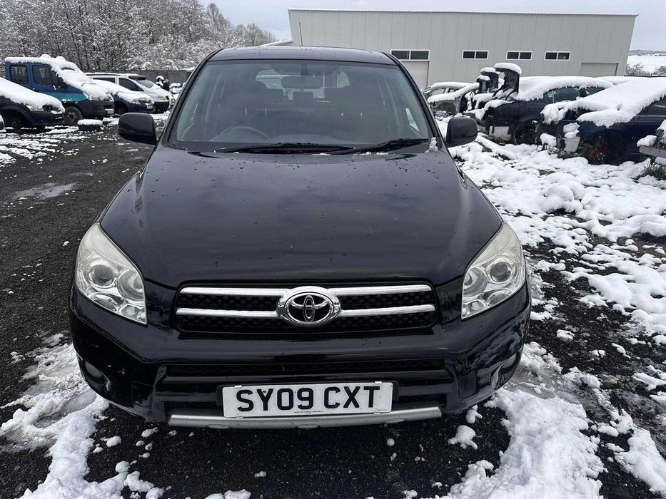 Продава се на части: Toyota RAV4 2.2 D-4D 136 к.с., 2007 г ръчка