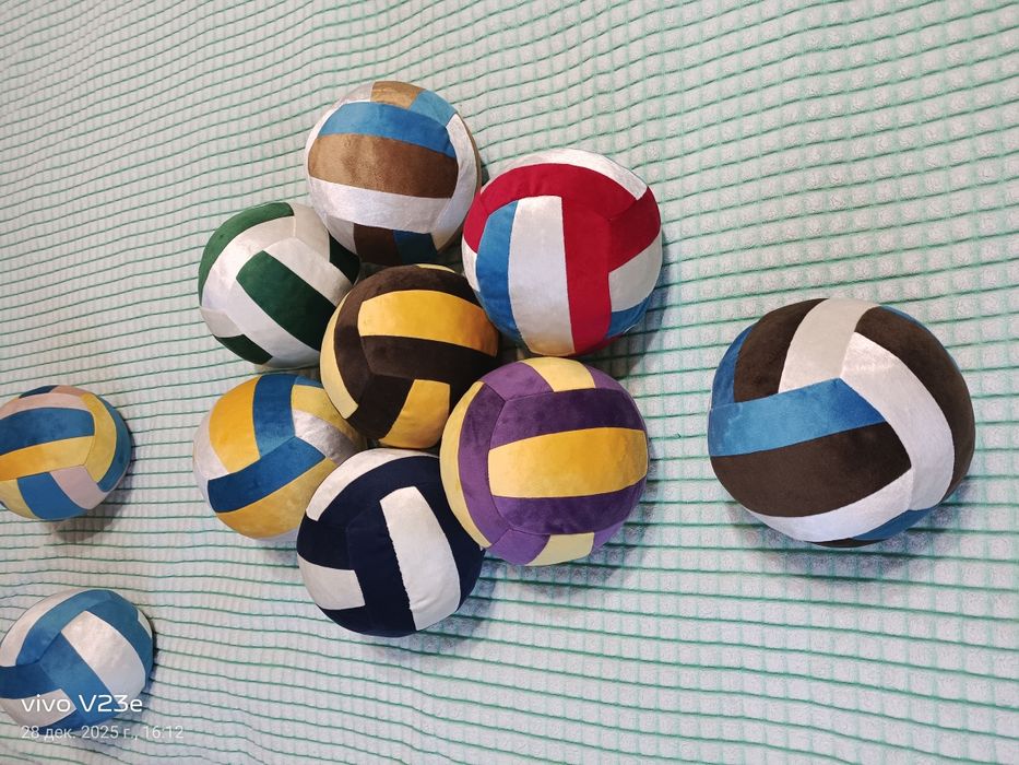 Жұмсақ доптарға тапсырыс аламын